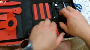 набор для снятия пластиковых деталей автомобиля