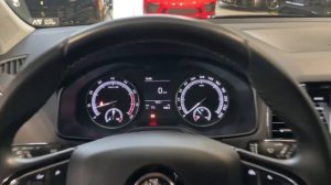 Škoda Karoq - 1.5 TSI*110kW*CARPLAY*CZ