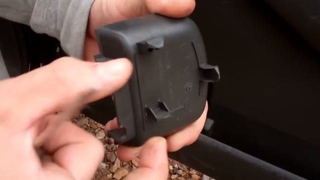 How to remove the interior front door card on Nissan Navara D40 Pathfinder Frontier смотреть онлайн