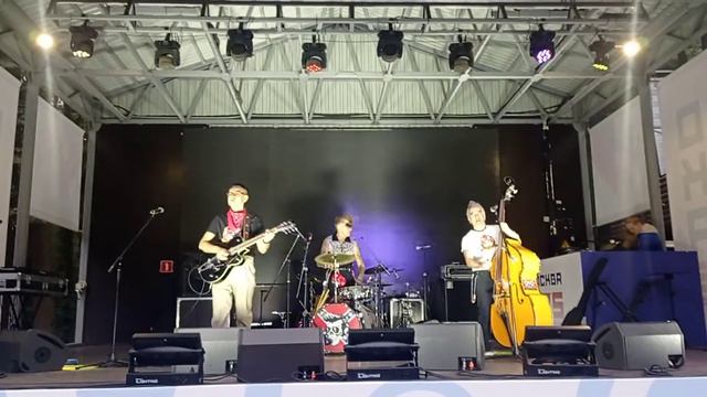 Мистер Твистер - Blue Moon of Kentucky смотреть онлайн