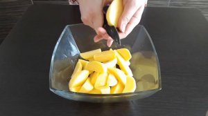 Вкусная утка с картошкой в глиняных горшочках. Cartofi scazuti cu rata in oale de lut.