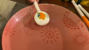 Рисование на воде??Максим тестирует водные фломастеры!