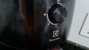 Fritadeira Electrolux EAF10 - Valeu a Pena?