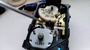 замена активатора задней двери хендай соната еф