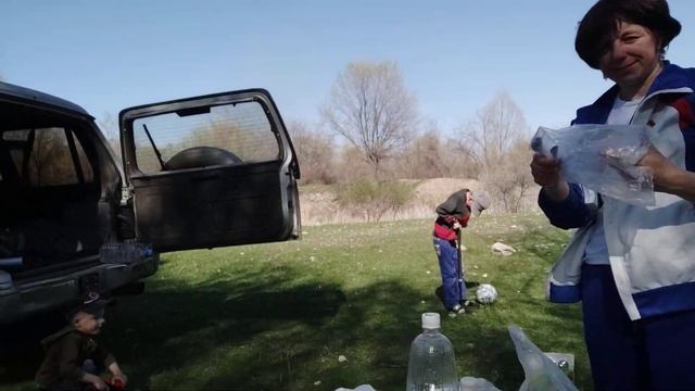Шёл тридцатый день карантина! Самоизоляция с природой в день праздника Пасхи