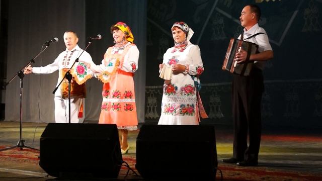 "ВЕСЕЛА СЕМ" ансамбль - Поро кече вел манам. смотреть онлайн