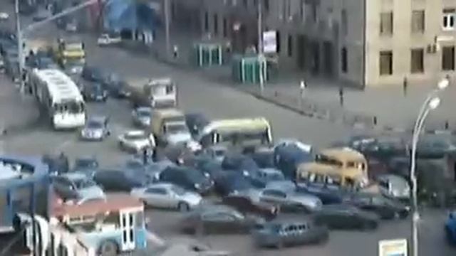 25/17 Ант, Бледный, Искра - Мотыльки смотреть онлайн