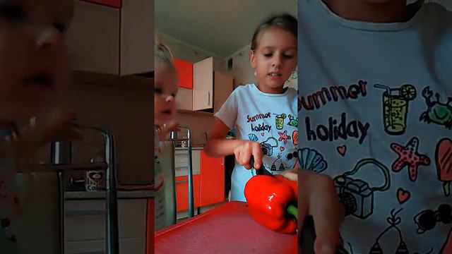 Пока родителей нет дома... смотреть онлайн