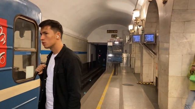 Перегонка в Автово, положившая график. Номерной едет на мойку. смотреть онлайн