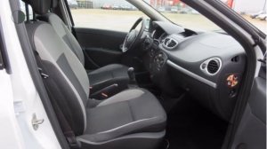 Renault Clio 1.2 AUTHENTIQUE (75pk) Airco/ C.V. Afstand/ Isofix/ 5-deurs.