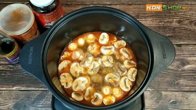 Тайская кухня: Быстрый острый кисло-сладкий суп с креветками (Том Ям Кунг)