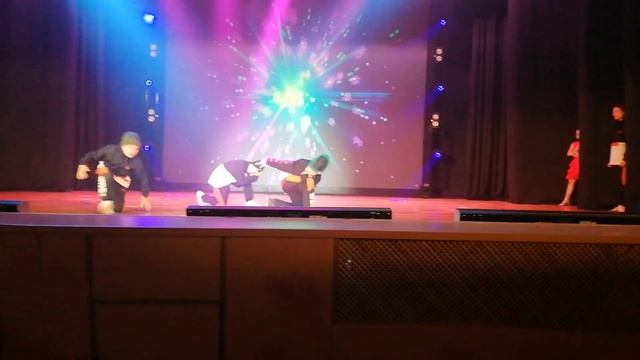 Мощь стиля в ДК Варовского смотреть онлайн