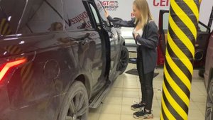 Выезжающие пороги Range Rover