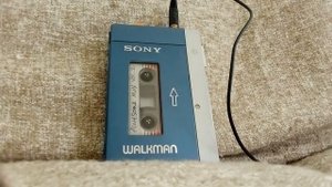 Sony TPS-L2 Walkman Tape Cassette Player