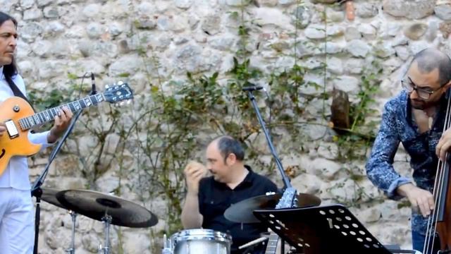 Antonio Onorato Trio Feat. Joe Amoruso   chi tene o' mare ( by P.Daniele ) Udin &Jazz 2016