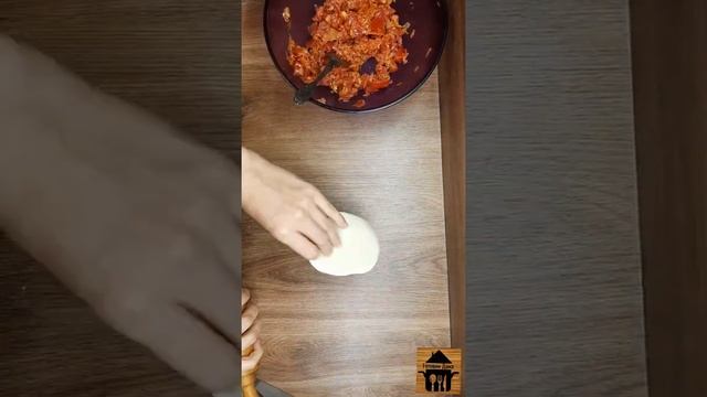 Пирожки с сочной мясной начинкой.  Готовим пирожки пошагово. #short Простой рецепт пирожков с мясом