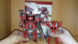 Transformers 5 The Last Knight Scorn Voyager Class Toy Review - [Трансфобзоры]