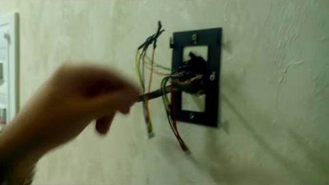 Как установить домофон (видеодомофон) в квартиру и подключить его к многоквартирному домофону самому