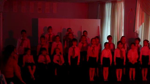 песня про скорбящих матерей.MOV смотреть онлайн