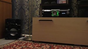 Panasonic SA-AKX-710 ни играет он во все!?