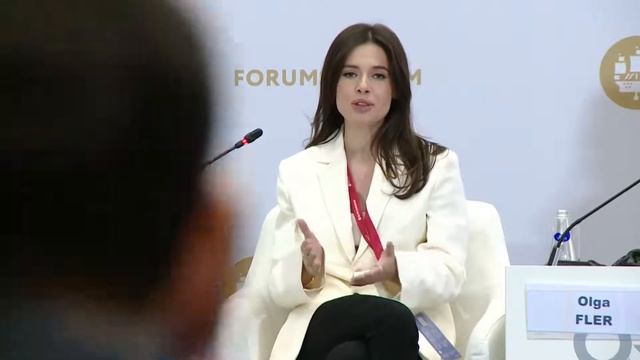 ПМЭФ Юниор. Время молодых. Как запустить бизнес, когда тебе 20? смотреть онлайн