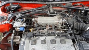 Стук газовых форсунок А.Е.В. и неровная работа ДВС на газу, на холодную (с 2,15 минуты).