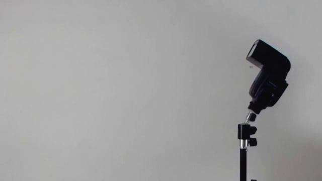 Крепление для фотовспышки и зонта смотреть онлайн