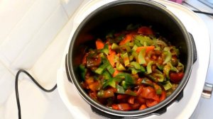 Мультиварка - Скороварка Редмонд Redmond RMC-P350  Тефтели с Рисом в Овощном Рагу