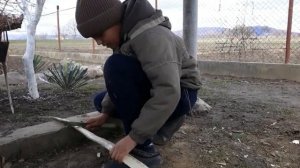 КАК СДЕЛАТЬ ЛУК СВОИМИ РУКАМИ