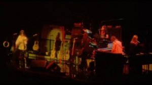 Paul McCartney & Wings - Medicine Jar (Live)