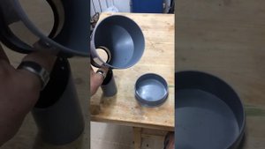 Бюджетная бункерная кормушка для кроликов за 60 рублей