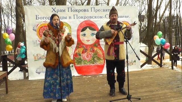 Виктория и Алексей Кудрявые - Масленица у храма смотреть онлайн