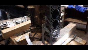 ЗМЗ 409 Какой зазор между поршнем и ГБЦ?