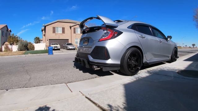 Honda Civic Hatchback 2019 Lx - Muffler Delete: (MagnaFlow Performance Exhaust System) смотреть онлайн