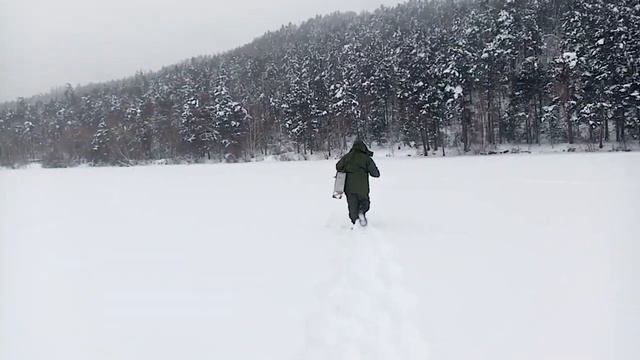 Рыбалка на Озеро Котокель Окунь и Сорога #Котокель#СороганаКотокеле#ОкуньнаКотокеле смотреть онлайн