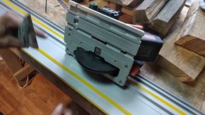 пила Metabo KS 18 LTX 57 и шина для погружных пил AMS