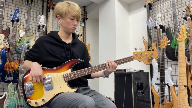 Fender Custom Shop製のPBって良いなぁ смотреть онлайн