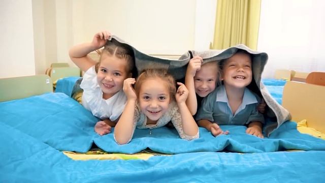 Каким должен быть выпускной альбом в 2022году ? смотреть онлайн