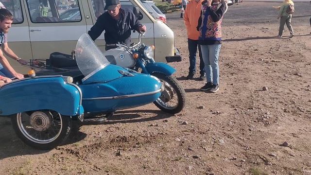 СТАРЫЙ МОТОЦИКЛ. РЕТРО ТЕХНИКА. МОТОЦИКЛ.