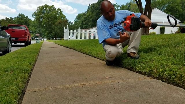 Husqvarna 128LD Stick Edger Attachment. смотреть онлайн