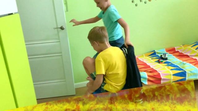 ПОЛ ЭТО ЛАВА - челлендж! Новые правила от мамы ПОЛ ЭТО ЛАВА