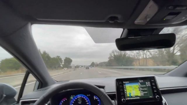 Toyota Corolla Hybrid Общий Обзор смотреть онлайн