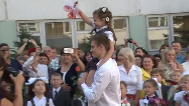 Первый звонок. 1 сентября 2014 г. в школе №99 смотреть онлайн