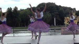 И.  Штраус -  Полька -  пиццикато -  Детский классический балет  " Надежда"