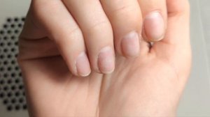 Секреты маникюра одной рукой. Маникюр себе. Как легче делать маникюр на правой руке