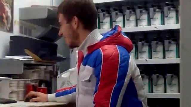 Qik - Ниссан центр володя +эфория by magosha смотреть онлайн