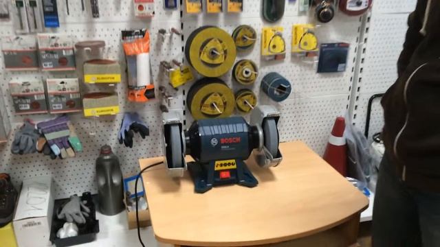 РоботунОбзор: Точило Bosch GBG 8