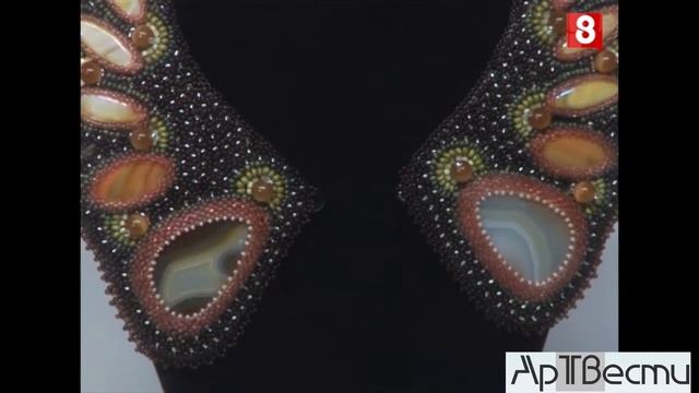 Авторские украшения. Воротничок бежевый из натуральных камней (код 031) смотреть онлайн