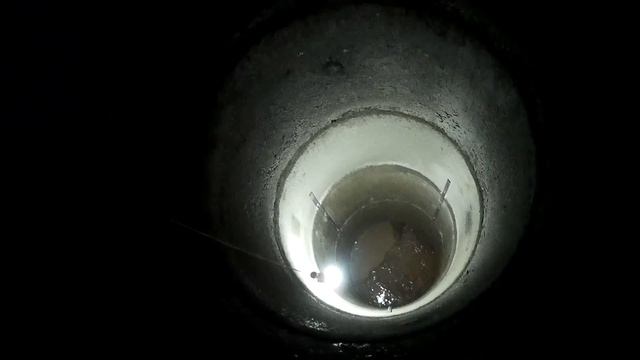 Ленино . в колодце 5 колец и 3 кольца воды кольца висят смотреть онлайн