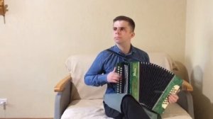 Редкая Кировская гармонь Иволга, играю кадриль на гармони